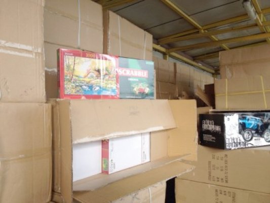 Jucării contrafăcute, confiscate în Constanţa